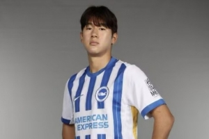 PG电子官方网站-使用日语官宣韩国球员，布莱顿回复邮件致歉：我们绝无冒犯之意