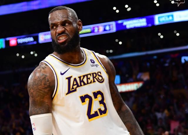 湖人四人20+成功续命 全力詹为湖人撑最后体面